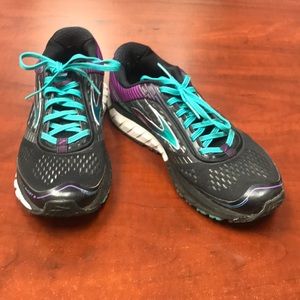 Brooks Ghost 9